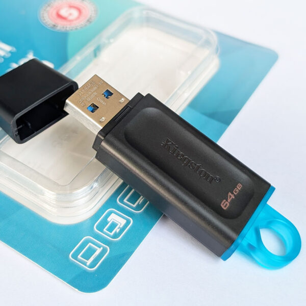 《坚固基础》USB3.2素材U盘